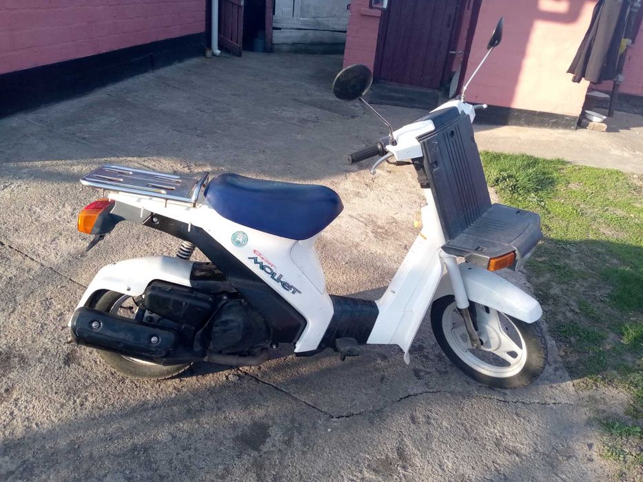 Скутер Сузукі в хорошому стані