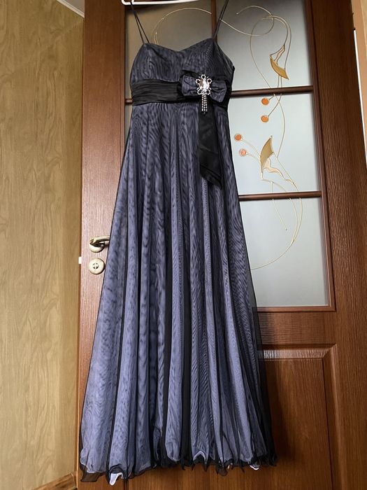 Сукня вечірня