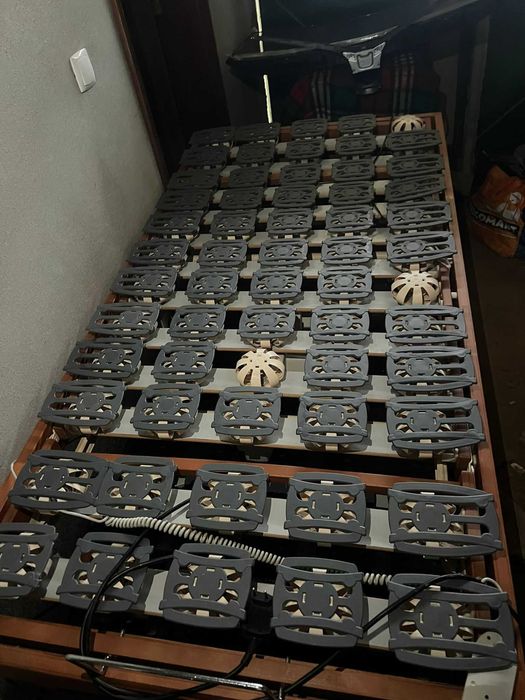 Vendo Cama Articulada Elétrica + Colchão (Tenho 2 iguais)