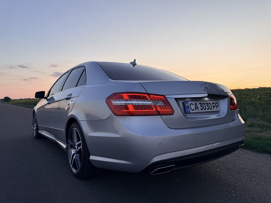 Mercedes-Benz E-Class 2011 VIN WDD2120051A487577 фото оголошення 6 з 17