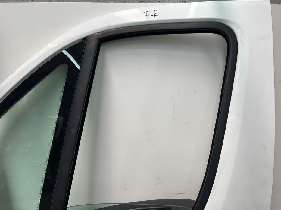 Porta frontal Esquerda Citroen Jumper/ Peugeot Boxer (2018)
