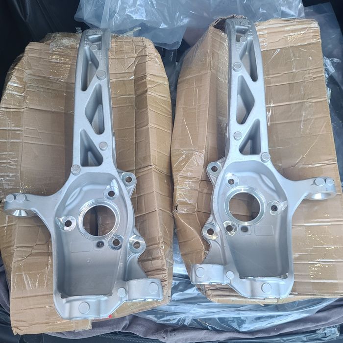 1188316-00 1188311-00 MY цапфа передняя правая левая