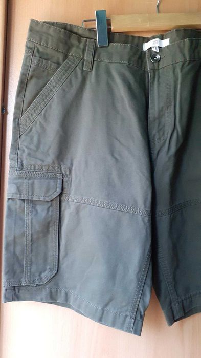 Calções cargo verdes 46