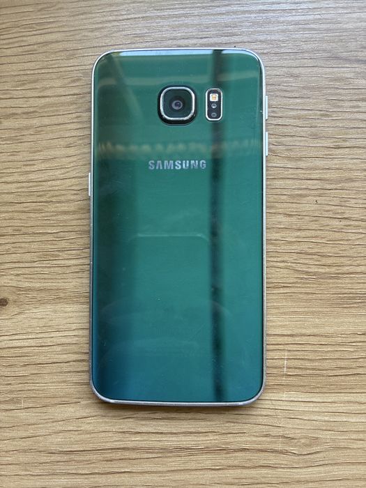 Samsung S6 edge.