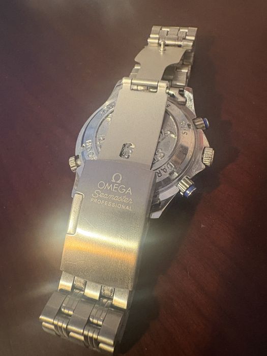 Vendo Omega - homem