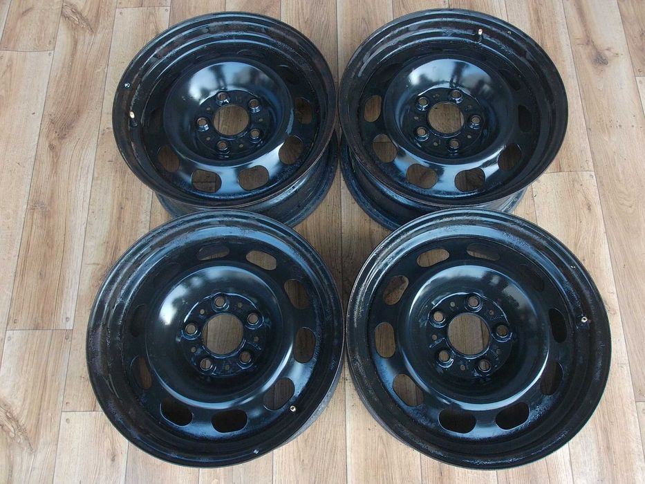 Felgi BMW serii I III 16x7 5x120 ET31