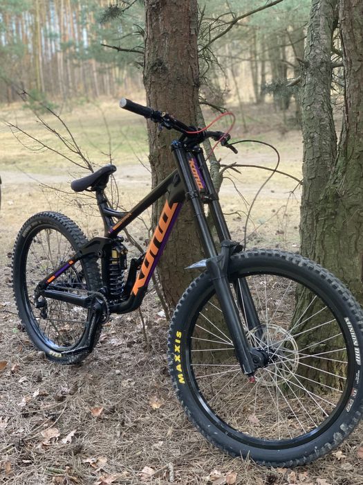 Kona Operator 2016 DH Fox40,canecreekdobule barrel,hope,saint,