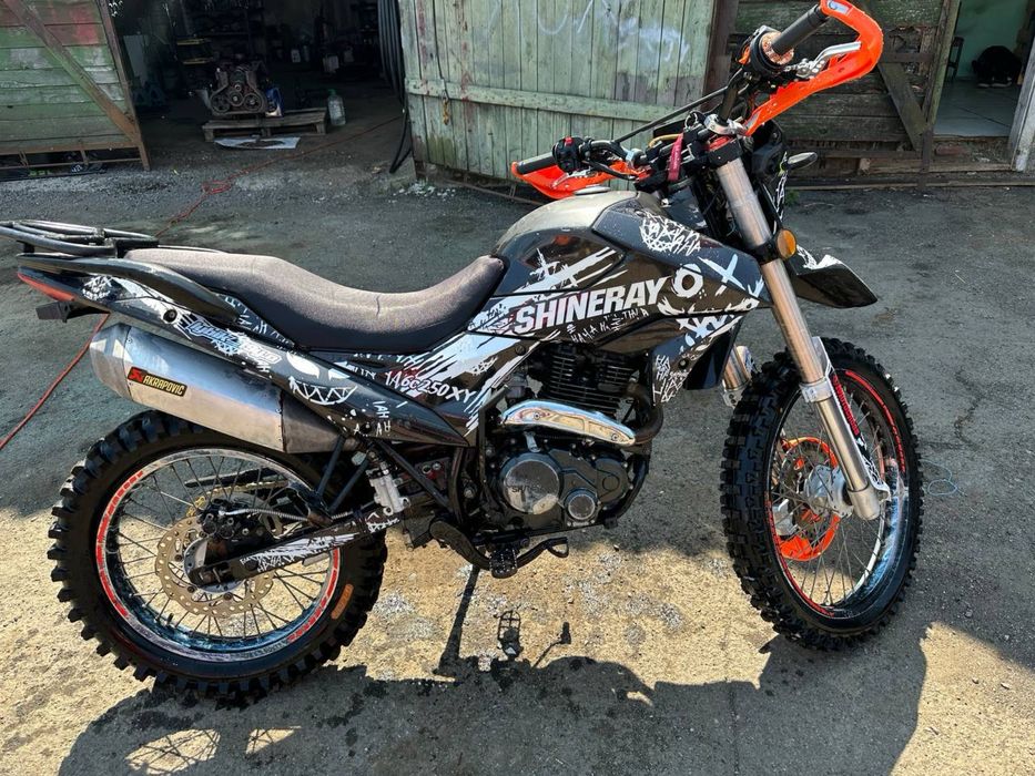 Продам мотоцикл в хорошому стані Shineray