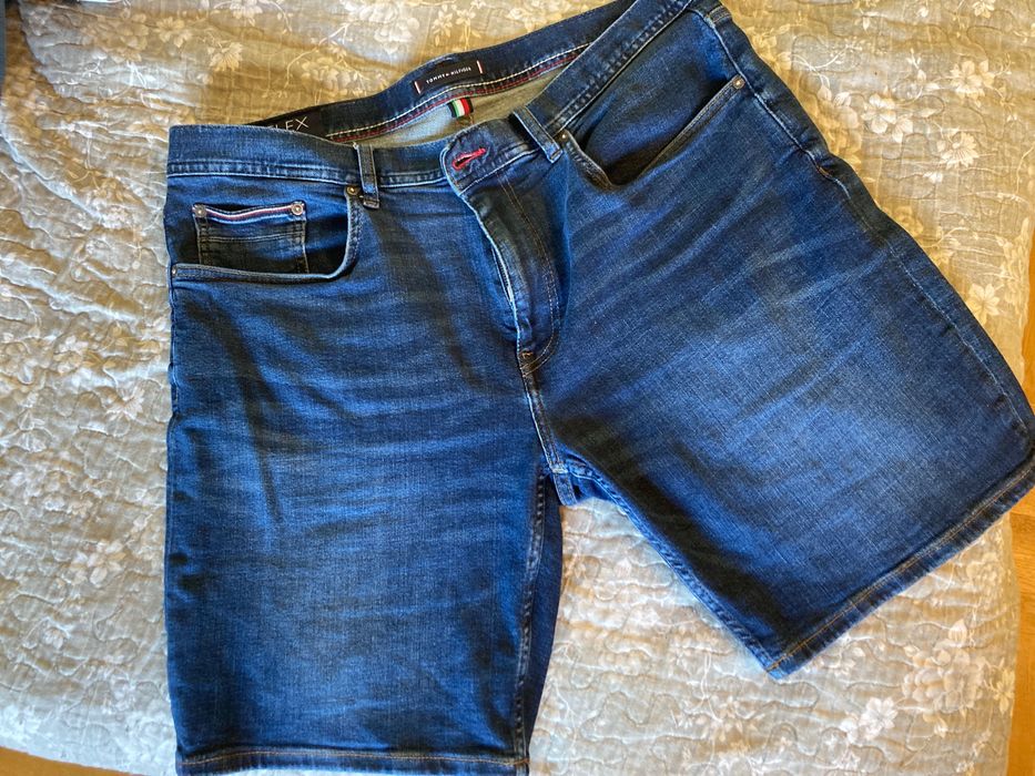 Шорты Tommy Hilfiger