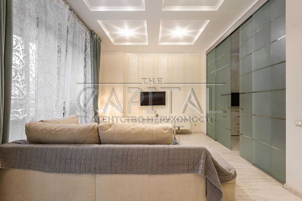 Продаж Авторський ремонт Київ Печерськ, вул. Андрія Верхогляда, 5