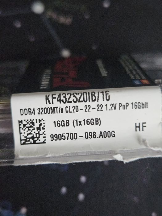 Kingston fury ddr4 16gb 3200MT/s.