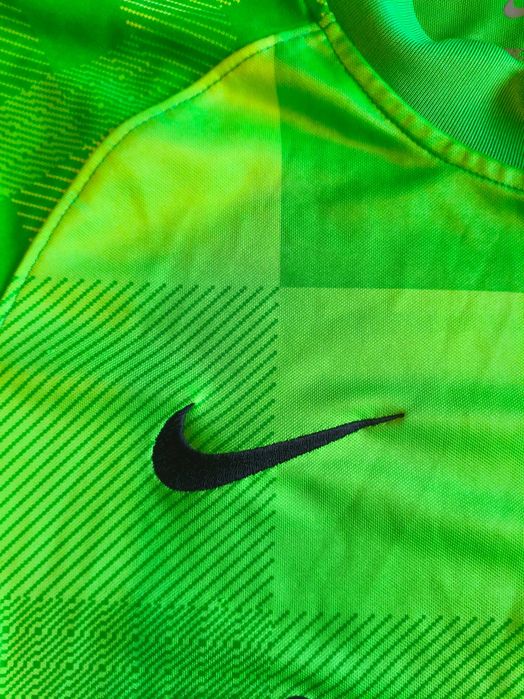 Unikatowa koszulka piłkarska Liverpool*Oryginalna NIKE*Stan bdb