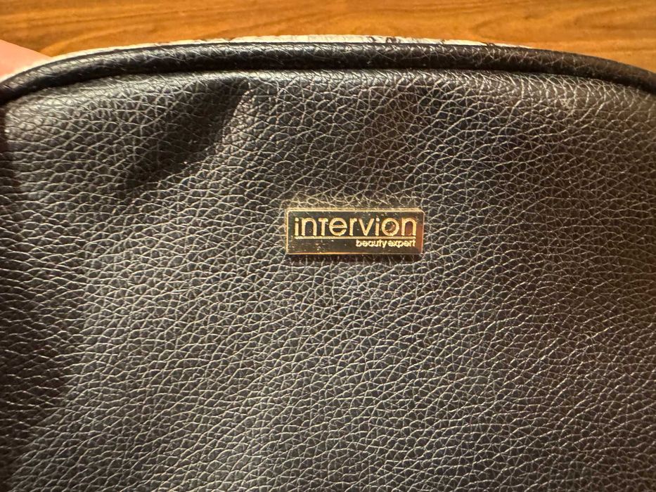 Kosmetyczka Inter Vion średnia czarna panterka