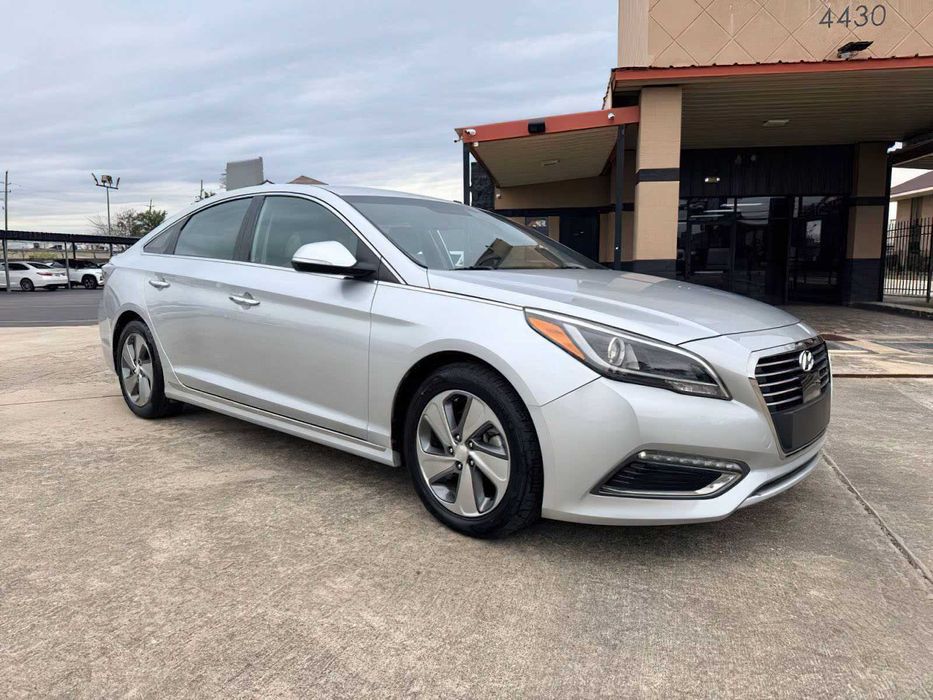 Hyundai Sonata Limited      2017