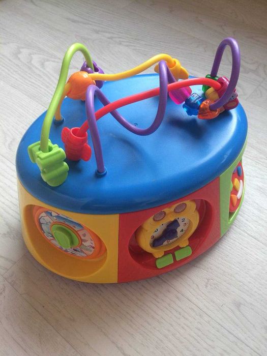 Ігровий центр "Kiddieland Мультицентр". На російській мові.