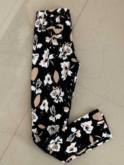 Spodnie  Freesia.    .