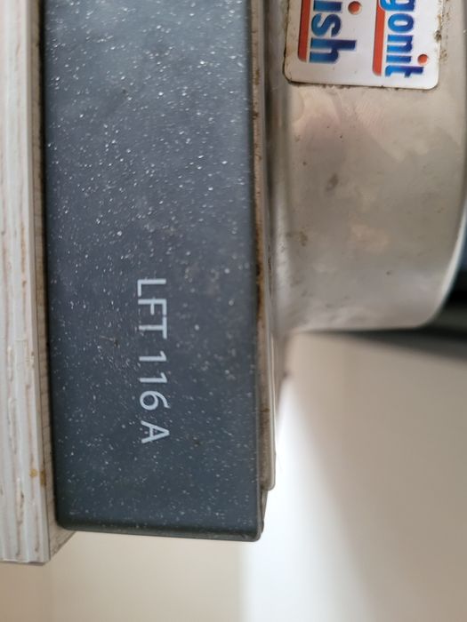 Máquina Loiça  Ariston Hotpoint
