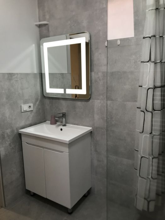 Апартамент з власною кухнею в Берегове,до басейну 10хв