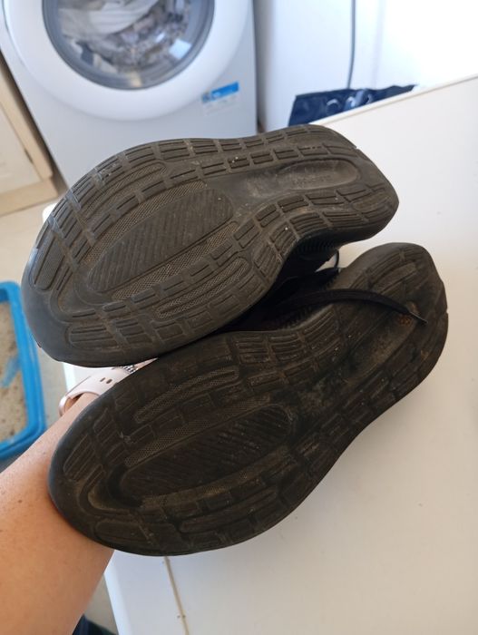 Tênis adidas criança