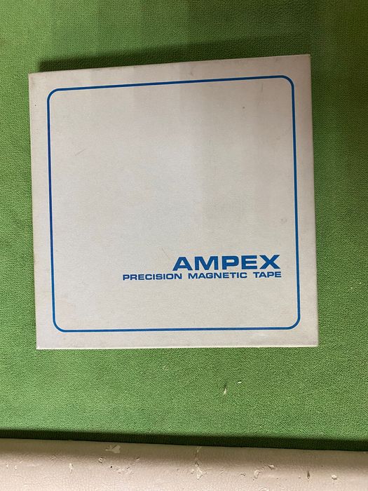 Магнітна стрічка AMPEX нова