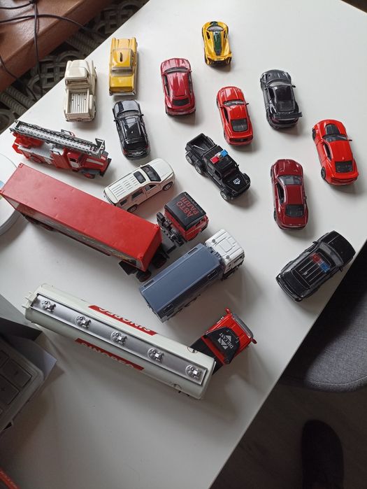 Модельки металические