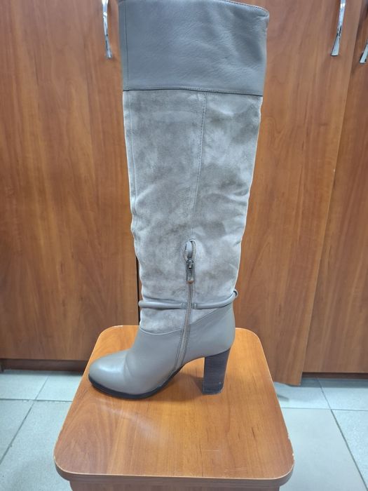 Жіноче зимове взуття