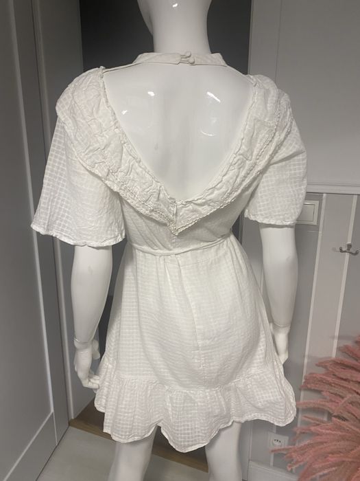 Biała sukienka Asos L/XL z odkrytymi plecami