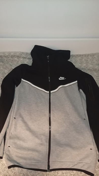 Bluza Nike Tech.