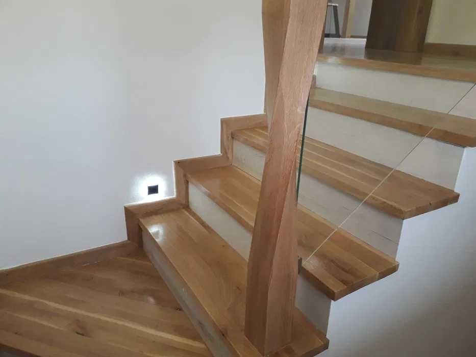 Schody dębowe drewniane