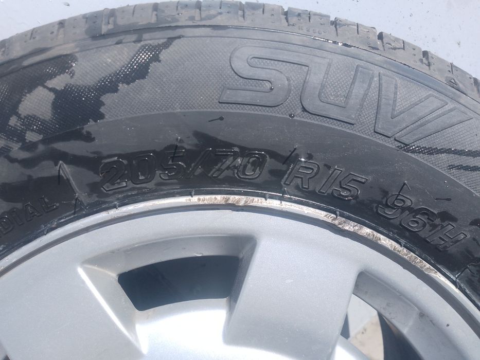 Резина с дисками на Фольксваген т4