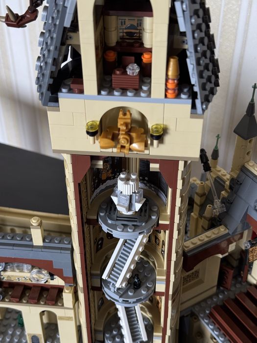LEGO Harry Potter Замок Хогвартс - велика колекція, як новий