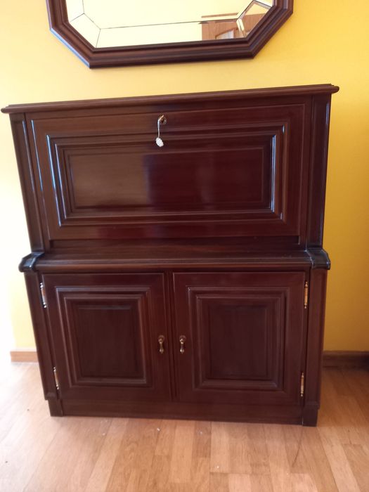 Móvel madeira tipo bar