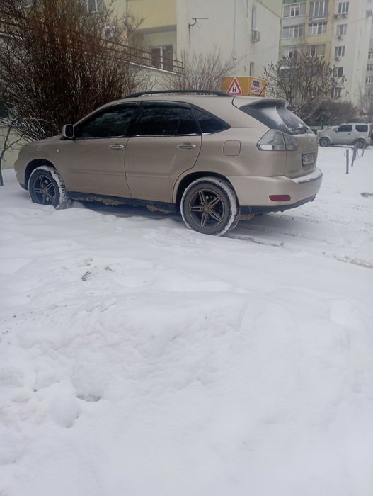 Продам Lexus RX 350. Возможен обмен на недвижимость или авто.