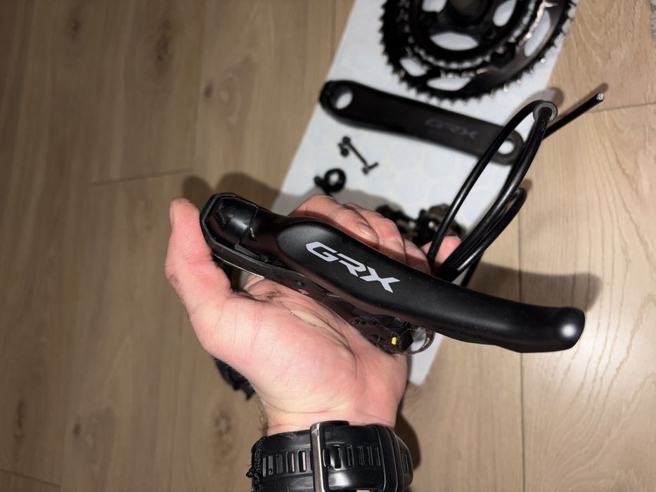 Przerzutki, grupa GRX 2x11