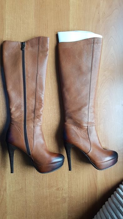 Kozaki nessi skórzane rude obcas