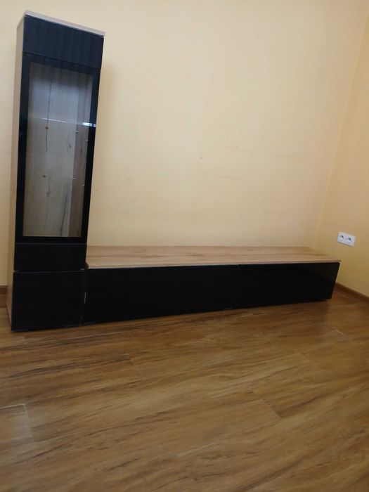 Meblościanka z oświetleniem