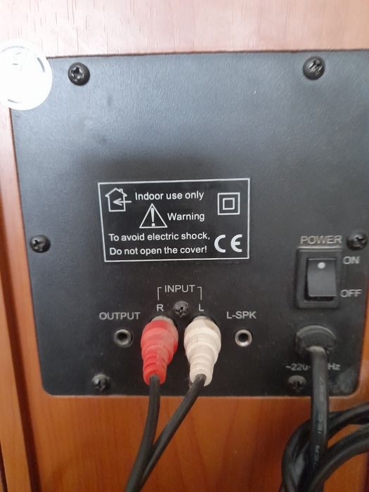 Продам колонки активные SVEN SPS-678