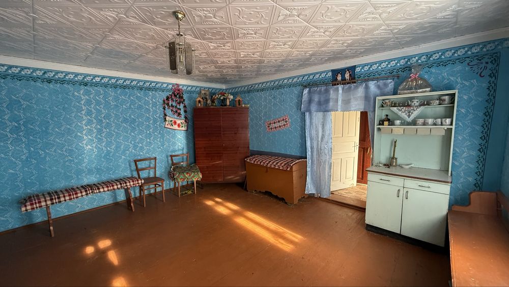 Будинок 73 м² + 25 сот під забудову в с. Раковець. Газ, світло, вода!