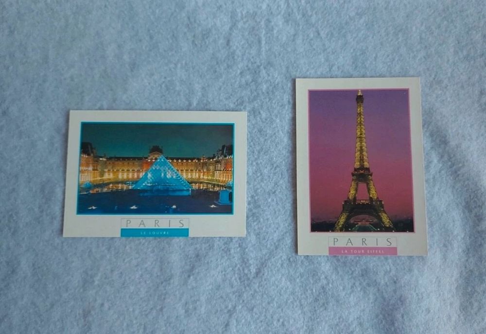 Postais da Torre Eiffel