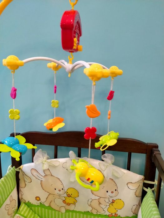 Карусель на ліжечко