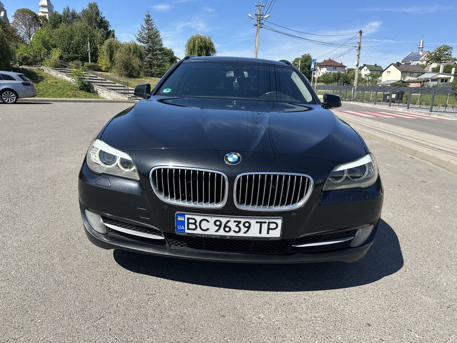 BMW 5 Series F11 2013 рік
