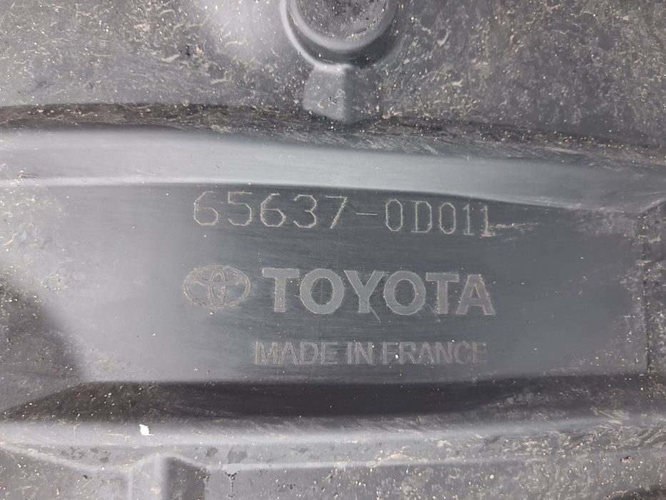 656370D011 Підкрилок, оригінал