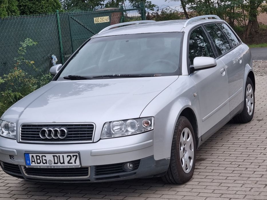 Ładne a4 Małysz 19 tdi 130 koni 297 przebiegu z niemiec
