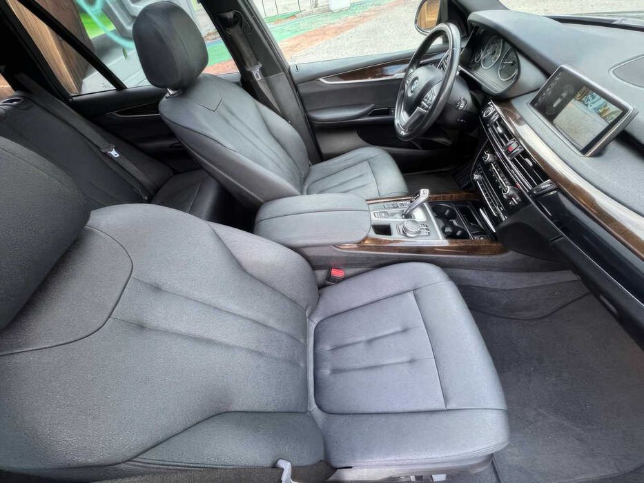BMW X5 xDrive35i      2017