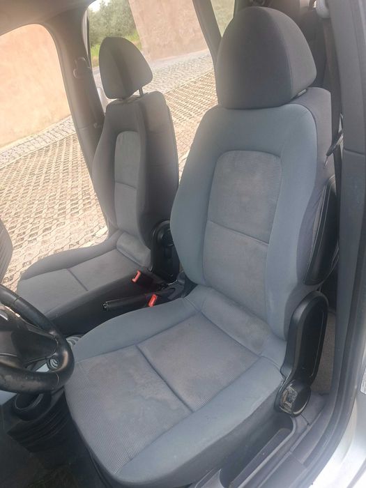 Mitsubishi Colt — fotografia 4