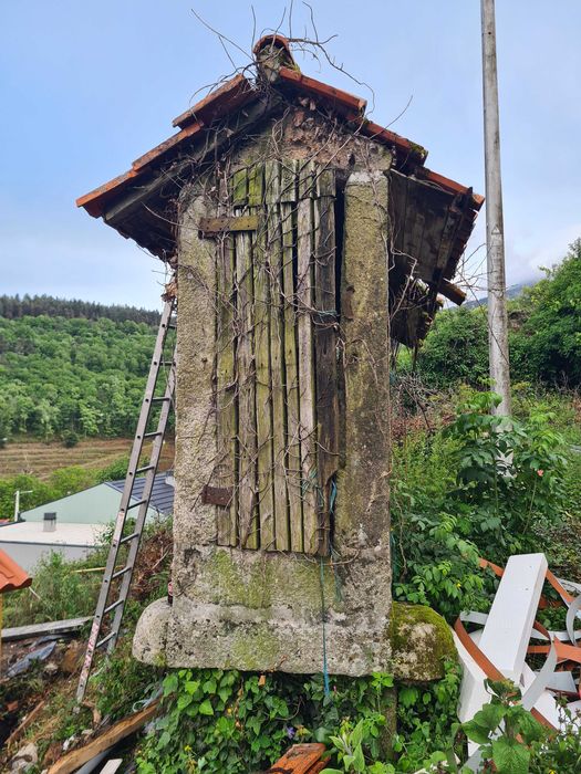 Espigueiro - estrutura em granito
