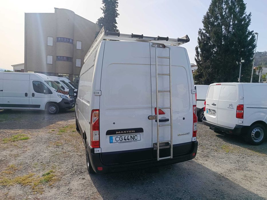 Renault Master 2.3 DCI 145cv L2H2 ***Grade Tejadilho***