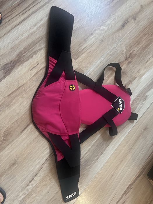 Ochraniacz plecow uvex 140/146 narty snowboard