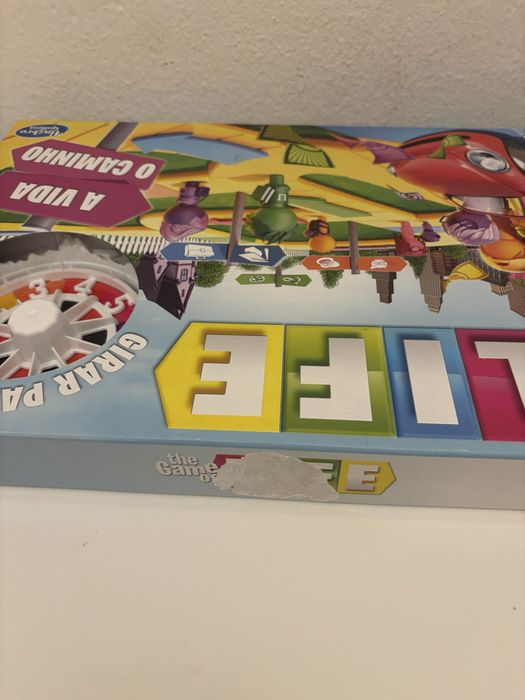 Jogo de Tabuleiro Hasbro The Game of Life – A Vida O Caminho – Português