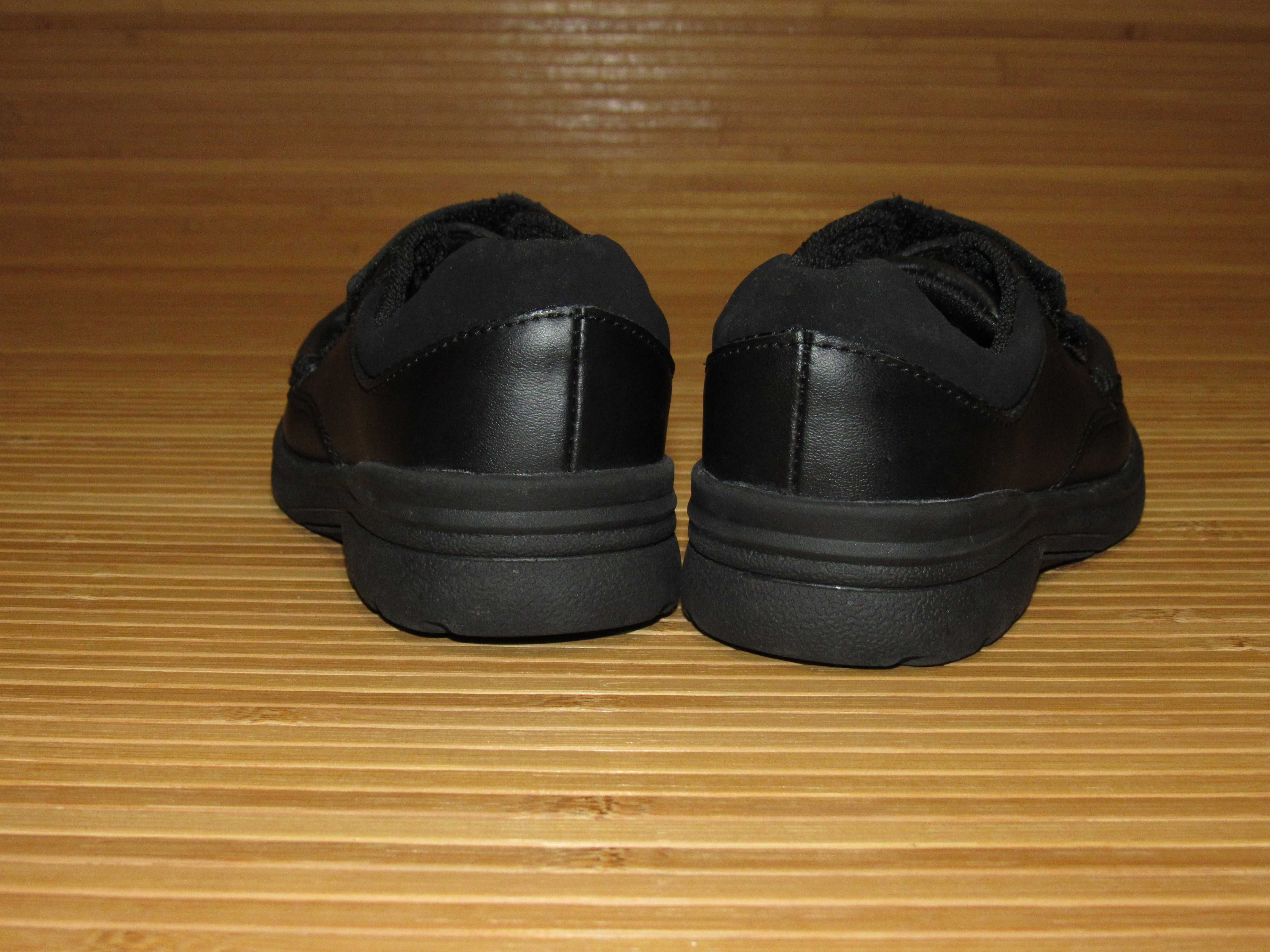 Clarks best sale obie play